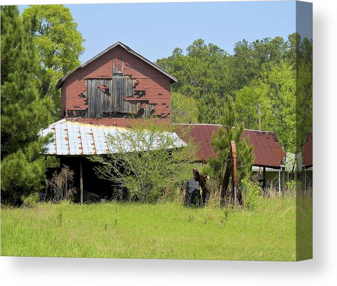 Barn Canvas Print featuring the photograph Old Barn by Ralph Jones