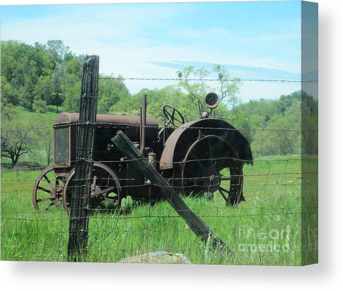 Tractor Canvas Print featuring the photograph Retired by Laurianna Taylor