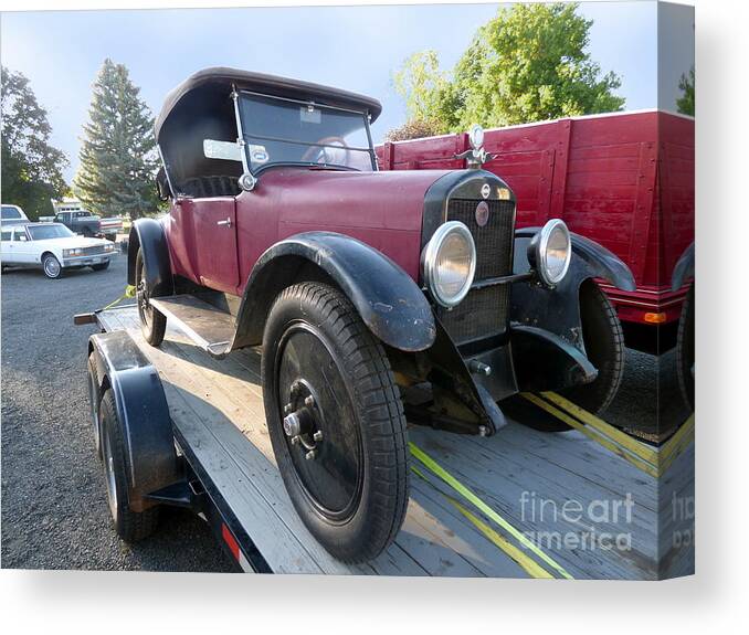 Antique Automobile Canvas Print featuring the photograph 1922 Studebaker by Charles Robinson