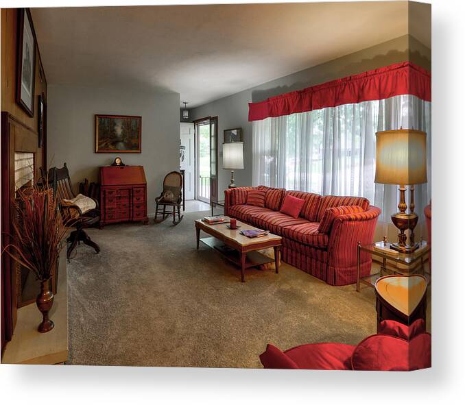 Real Estate Photography Canvas Print featuring the photograph 908 Living Room by Jeff Kurtz