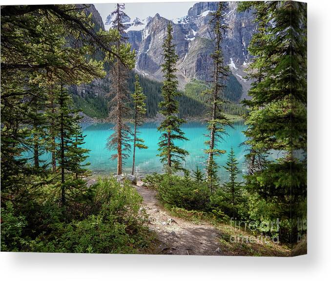  Canvas Print featuring the photograph Beautiful Lake Moraine by Patricia Hofmeester