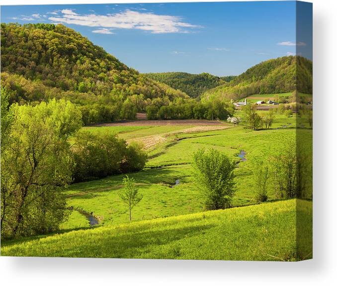 5dii Canvas Print featuring the digital art Bohemian Valley by Mark Mille