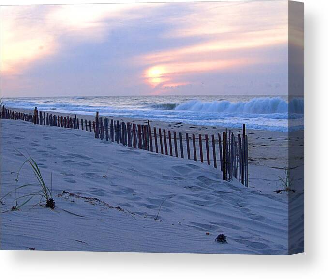 Horizon Canvas Print featuring the photograph Deserted Beach by Newwwman