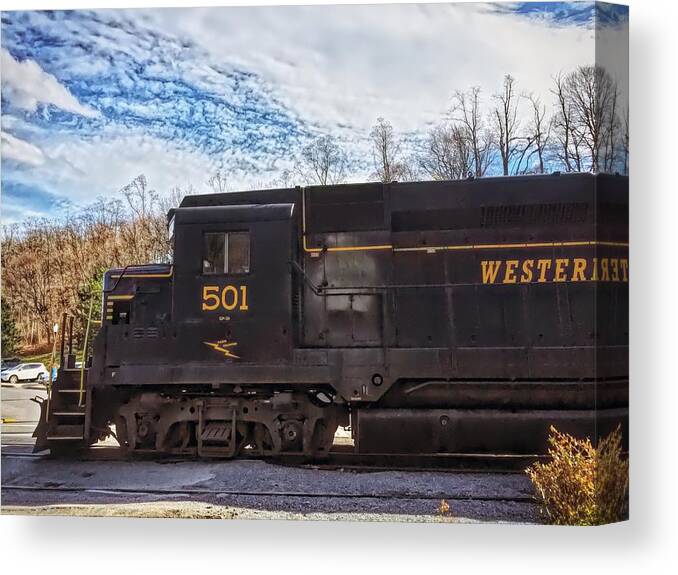 Train Canvas Print featuring the photograph Engine 501 by Chris Montcalmo