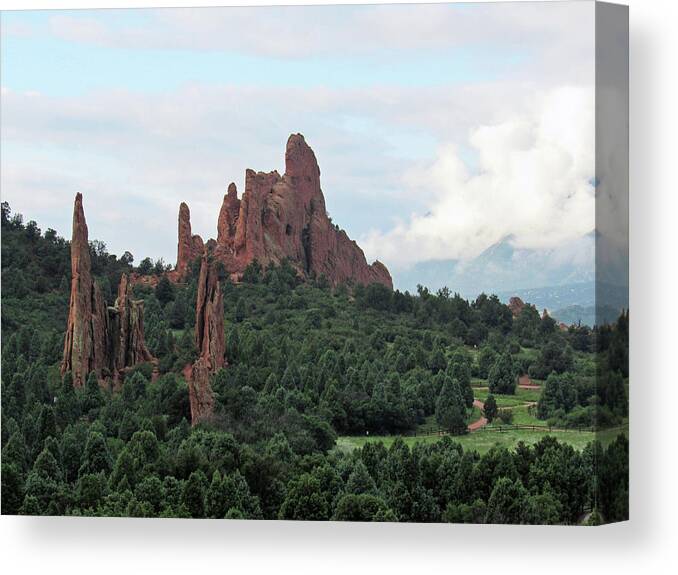 Garden Of The Gods Canvas Print featuring the photograph Garden of the Gods 48 by Pamela Critchlow