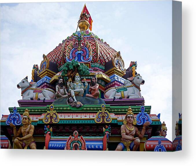 Richard Reeve Canvas Print featuring the photograph Gods above V - Kapaleeshwarar Temple, Mylapore by Richard Reeve