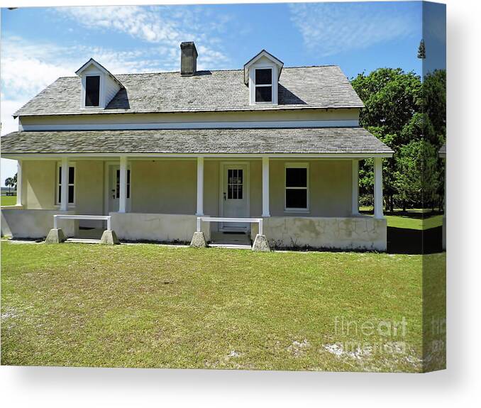 Cottage Canvas Print featuring the photograph Green Cottage by D Hackett