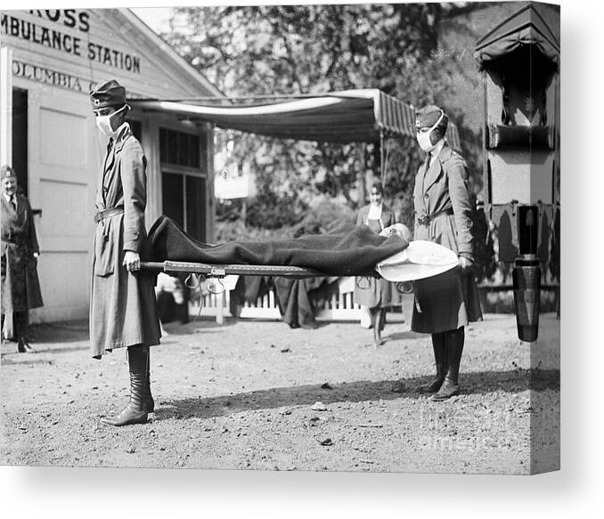 1918 Canvas Print featuring the photograph Influenza Epidemic, 1918 by Granger