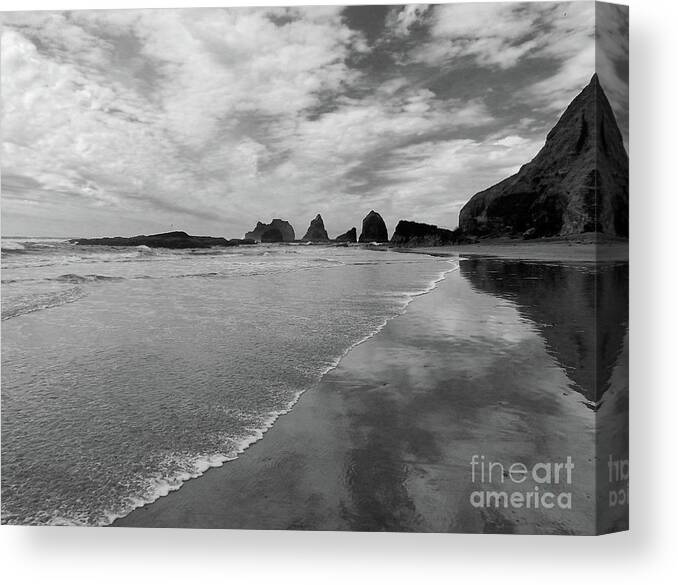  Low Tide-seascape Canvas Print featuring the photograph Low Tide - Black and White by Scott Cameron