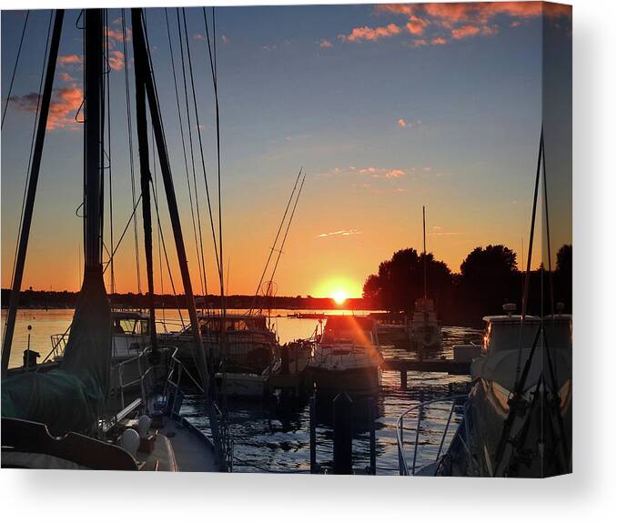 Sturgeon Bay Canvas Print featuring the photograph Sturgeon Bay Sunset by Rod Seel