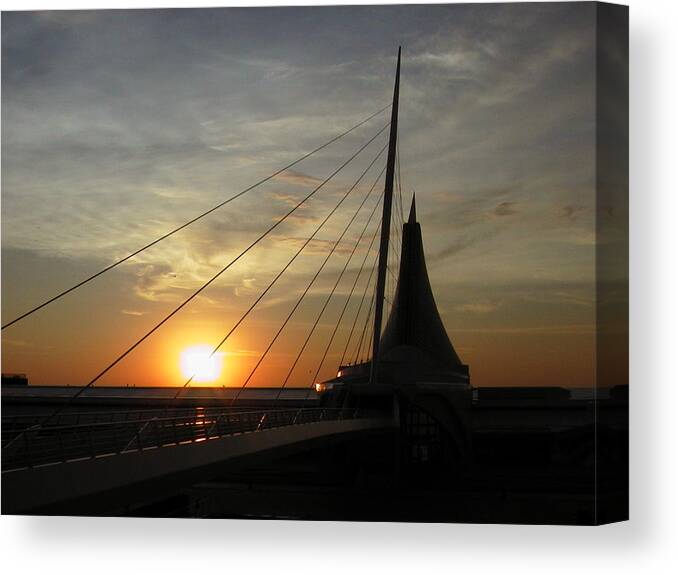 Milwaukee Canvas Print featuring the photograph Sunrise at the MAM by Thomas Pipia