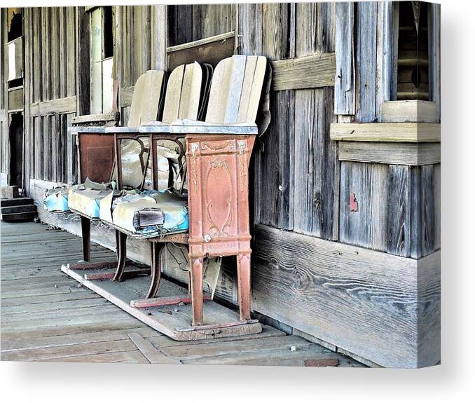 Porch Canvas Print featuring the photograph The Porch by Jerry Connally