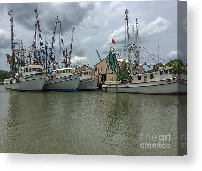 Parker D Canvas Print featuring the photograph Wahine by Dale Powell