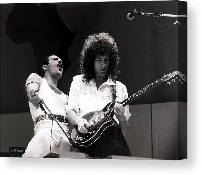 Singer Canvas Print featuring the photograph Entertainmentmusic. Live Aid Concert by Popperfoto