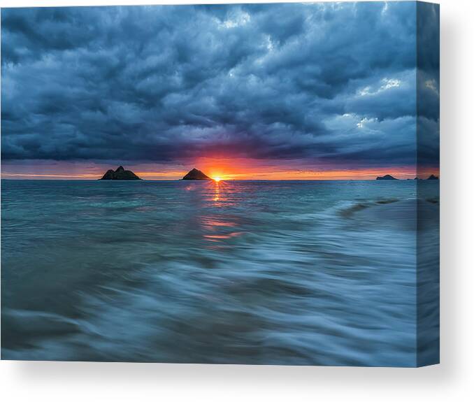 Awe Inspiring Canvas Print featuring the photograph Sunrise Over Lanikai Beach Oahu #2 by Robert Postma