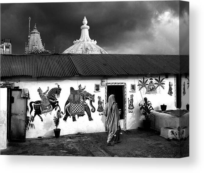 Rain
Woman
Murales
Udaipur
Rajasthan
India
Travel
Street
Documentary
Tradition
Culture
Black&white Canvas Print featuring the photograph Before The Rain by Giorgio Pizzocaro