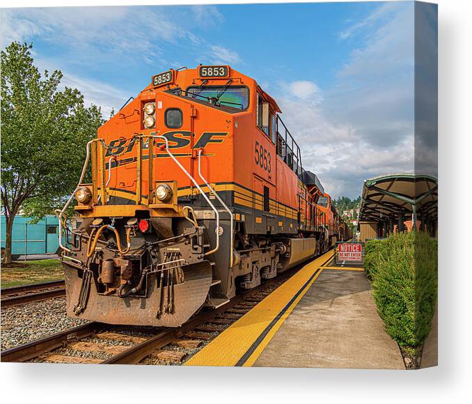 Bnsf Canvas Print featuring the photograph BNSF Locomotive by Darryl Brooks