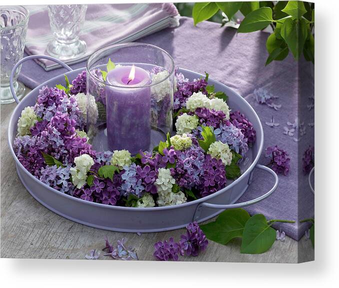 Image of Lilac syringa wreath