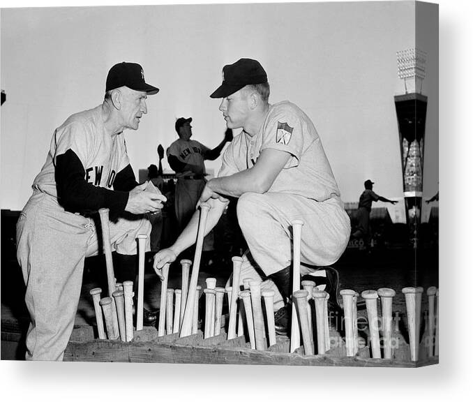 Young Men Canvas Print featuring the photograph Casey Stengel And Mickey Mantle by Bettmann