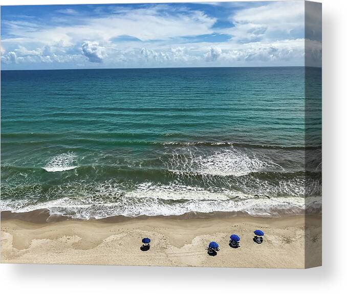 Florida Canvas Print featuring the photograph Day at the Beach by Frank Mari