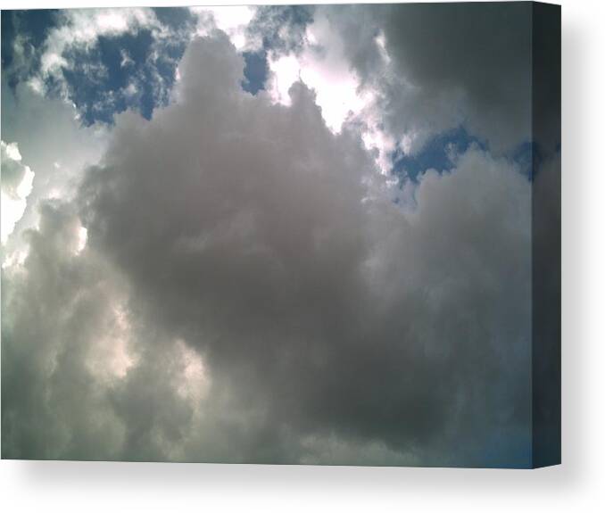  Cloud Canvas Print featuring the photograph Majestic by Jeff Thomann