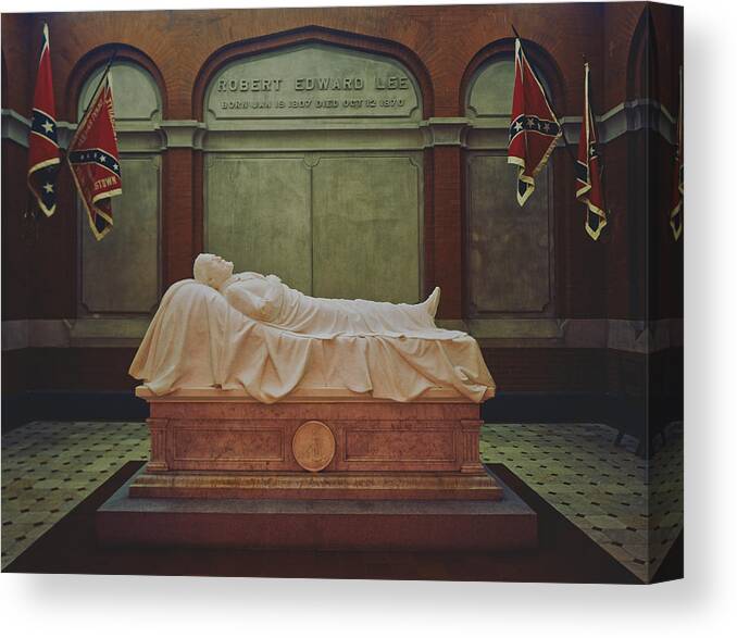 Robert E. Lee Canvas Print featuring the photograph The Recumbent Robert E Lee by Mountain Dreams