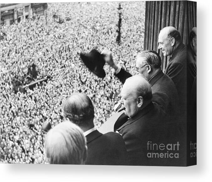 Crowd Of People Canvas Print featuring the photograph Winston Churchill Addresses Huge Crowd by Bettmann