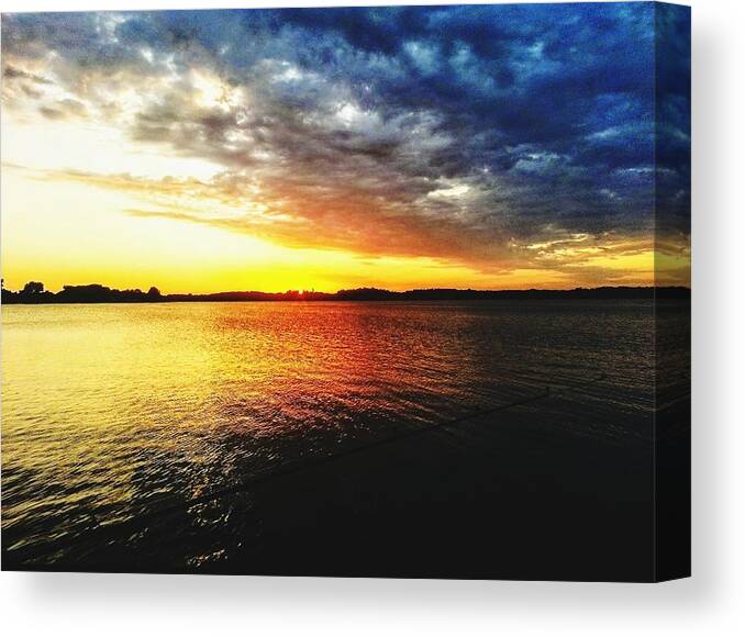 Water Canvas Print featuring the photograph Deep beauty fishing by Shalane Poole