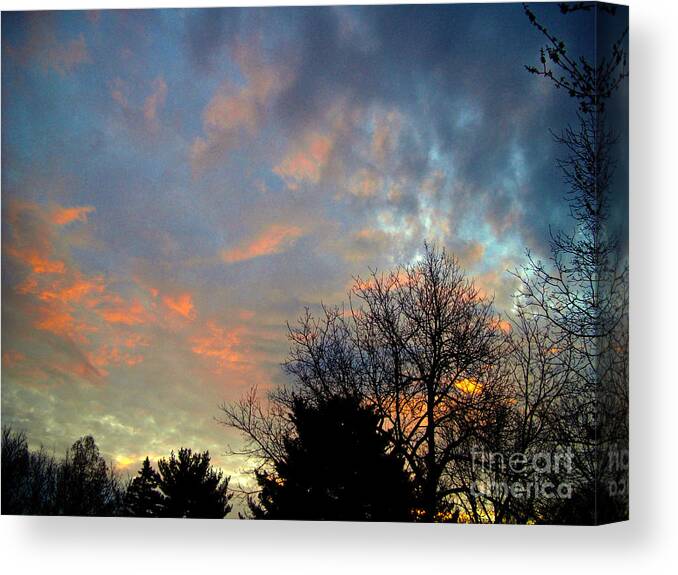 Colorful Sky Canvas Print featuring the photograph Glory in the Sky by Frank J Casella