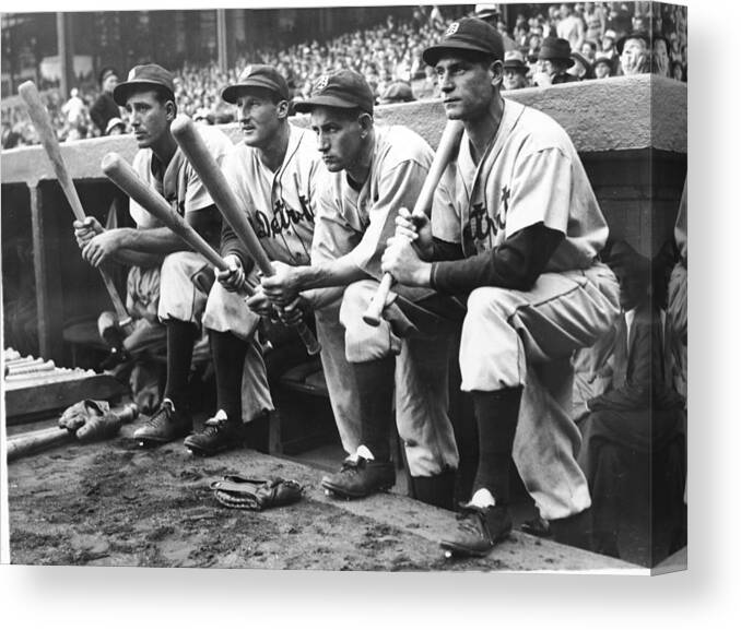 People Canvas Print featuring the photograph Hank Greenberg and Goose Goslin by Fpg