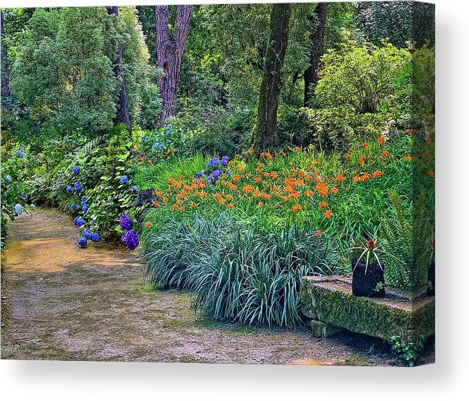 Garden Path Canvas Print featuring the photograph Path to Aveleda by Jill Love