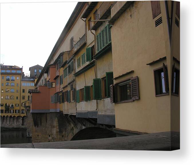 Ponte Vecchio Canvas Print featuring the photograph Ponte Vecchio by Regina Muscarella