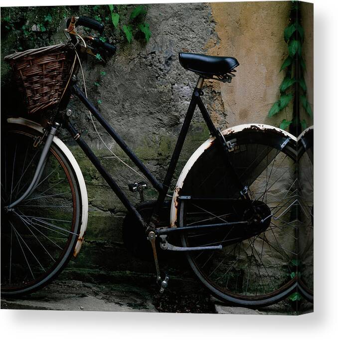 Outdoors Canvas Print featuring the photograph Vintage Bicycle by Terry Mccormick