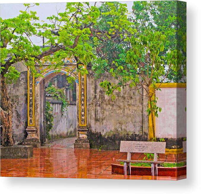 Wall.antique Canvas Print featuring the photograph Beautiful Wall by Rochelle Berman
