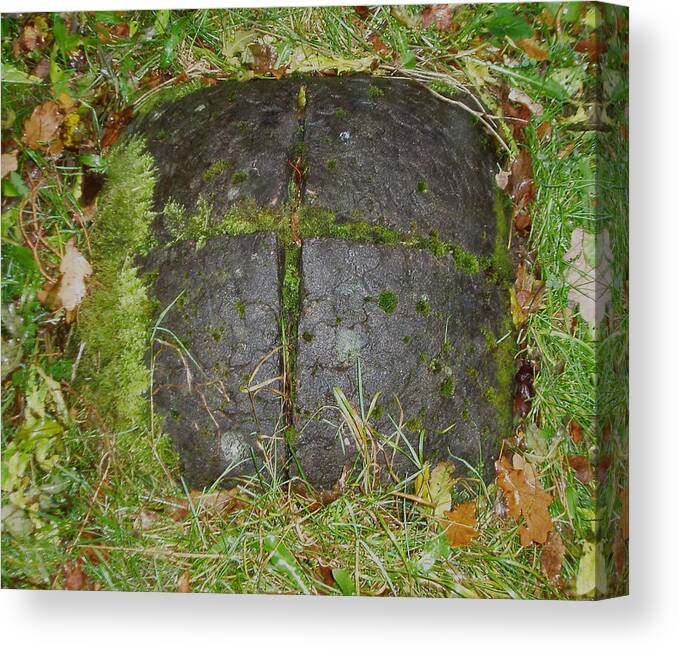 Sculpture Canvas Print featuring the photograph Earth Portal by Cecilia August Sand