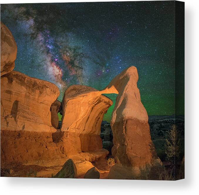 Astronomy Canvas Print featuring the photograph Metate Arch by Ralf Rohner
