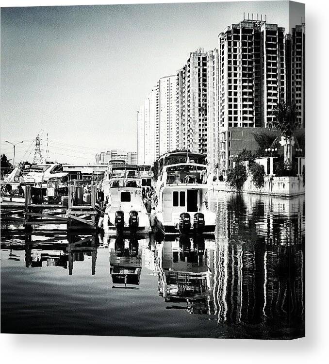  Canvas Print featuring the photograph Instagram Photo #921373479953 by Wong Hendrick