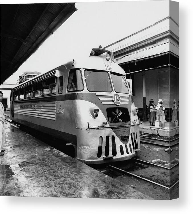 Travel Canvas Print featuring the photograph A Train Station In Ecuador by Leonard Nones