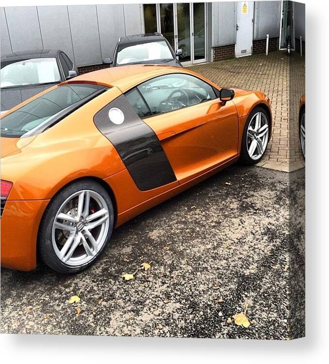  Canvas Print featuring the photograph Audi R8 by Paul Morris