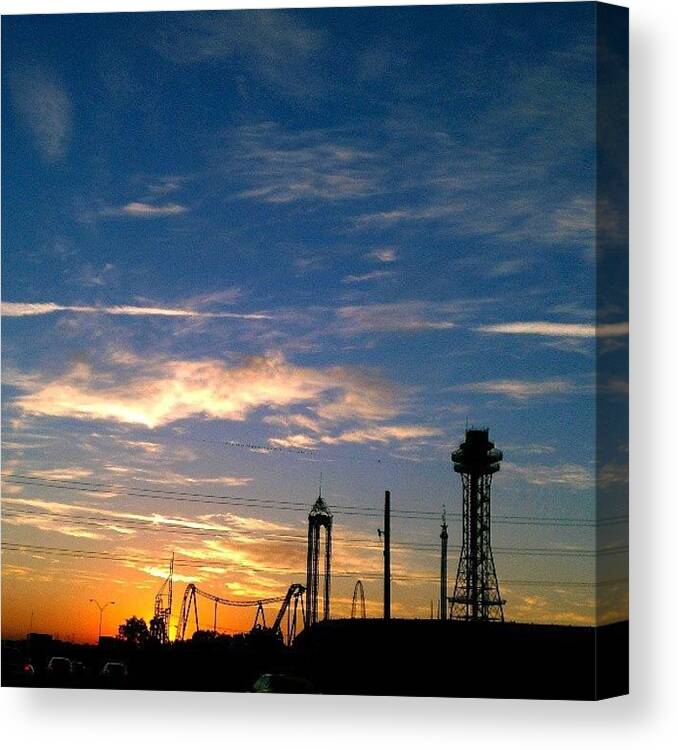 Midcities Canvas Print featuring the photograph Beautiful Sunrise With Six Flags Over by Ken Hurst