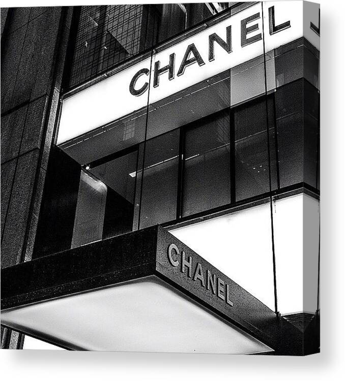 Chanel Store On 5th Avenue In Nyc #d800 Canvas Print / Canvas Art