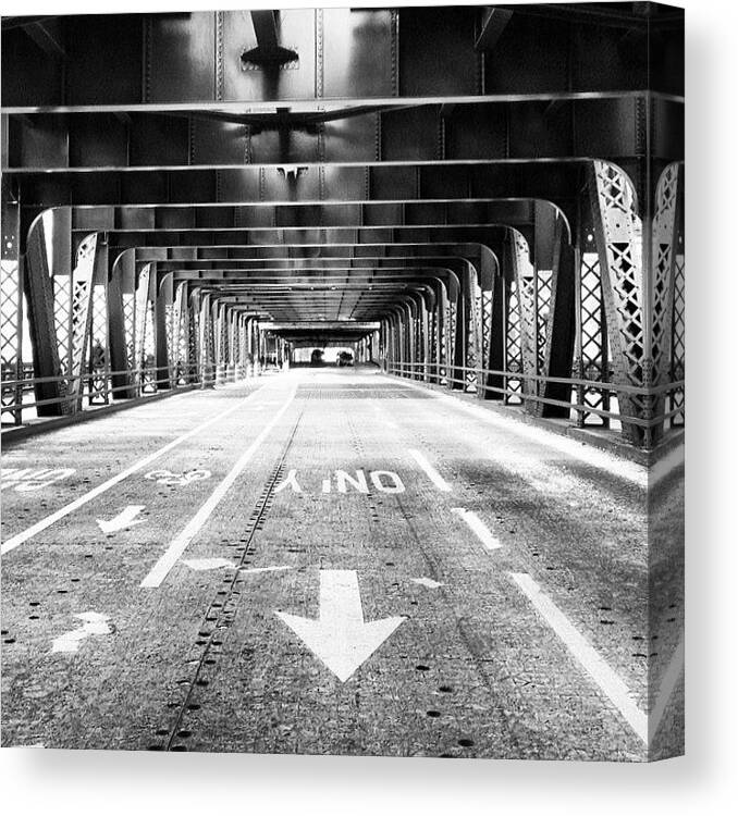 America Canvas Print featuring the photograph Chicago Wells Street Bridge Picture by Paul Velgos
