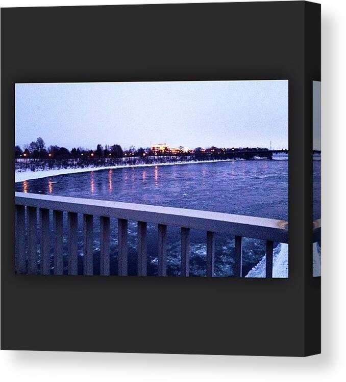 Canvas Print featuring the photograph Get My Drift by Mike Maginot