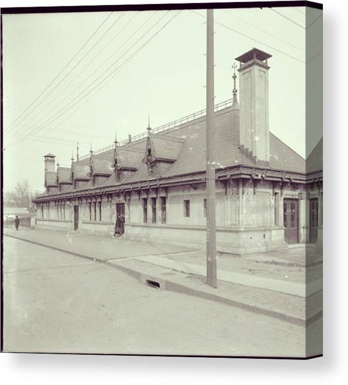 Mobilephotography Canvas Print featuring the photograph Hunts Point Station. Still by Radiofreebronx Rox