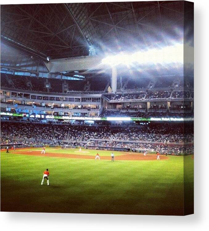 Dodgers Canvas Print featuring the photograph Marlins X Dodgers 2012 by Wilson Araujo