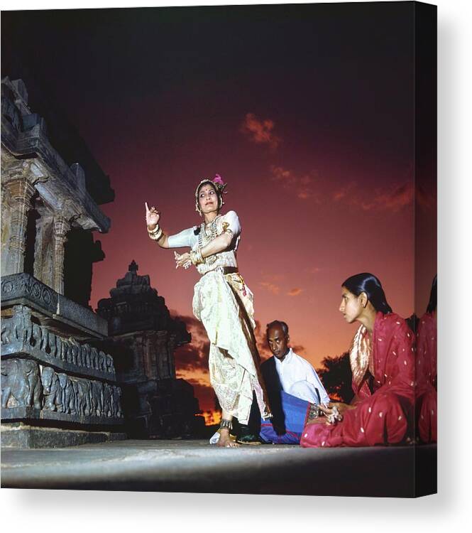 Dance Canvas Print featuring the photograph Shanta Rao Dancing At A Temple by Arnaud de Rosnay