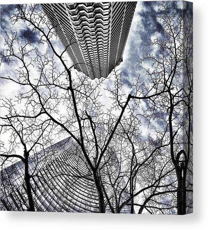 Nicklucey Canvas Print featuring the photograph Splitting The Difference /// #downtown by Nick Lucey