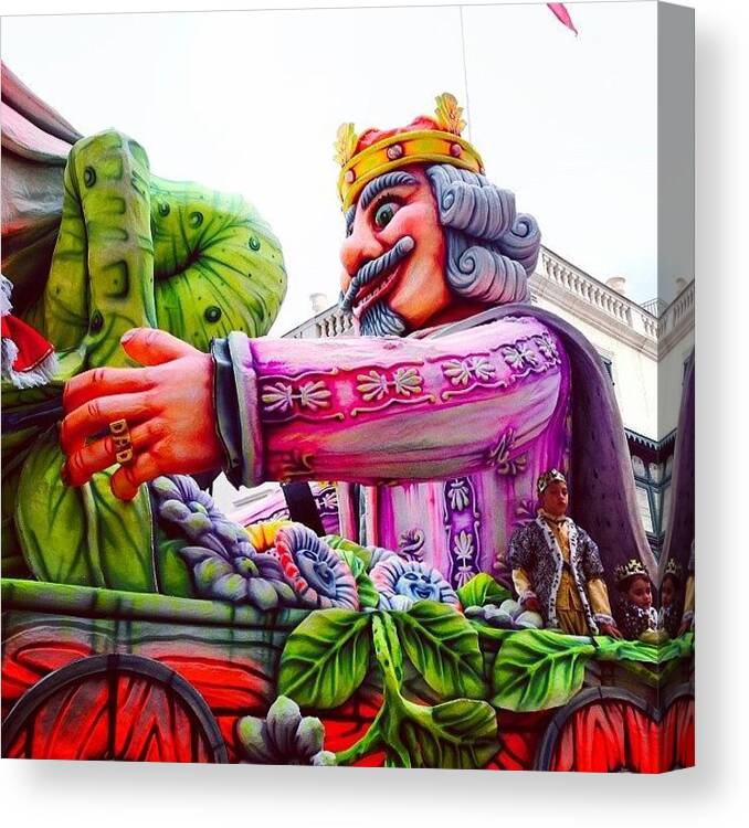 Maltacarnival Canvas Print featuring the photograph The King #malta #carnival #valletta by Julian Tirazona