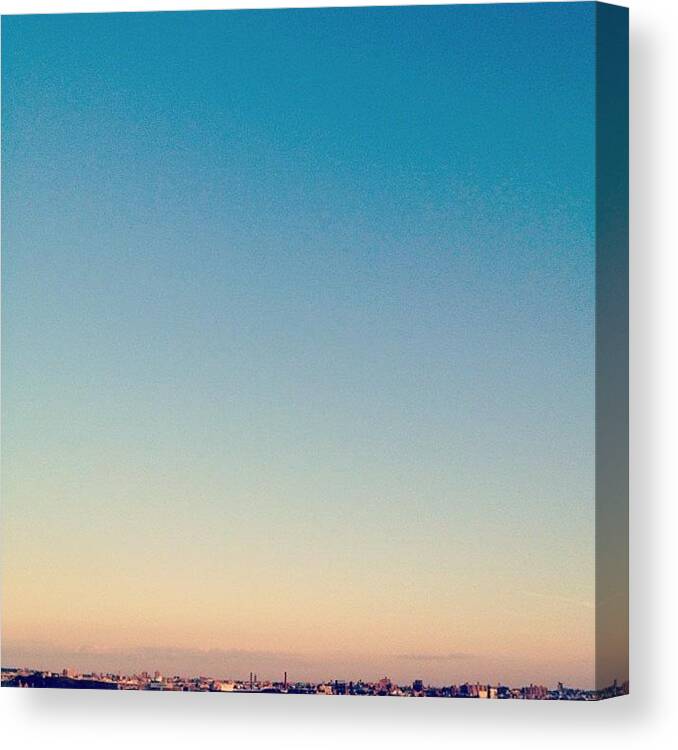 Minimalove Canvas Print featuring the photograph | 空見日和 | Tranquil by Istories Chi