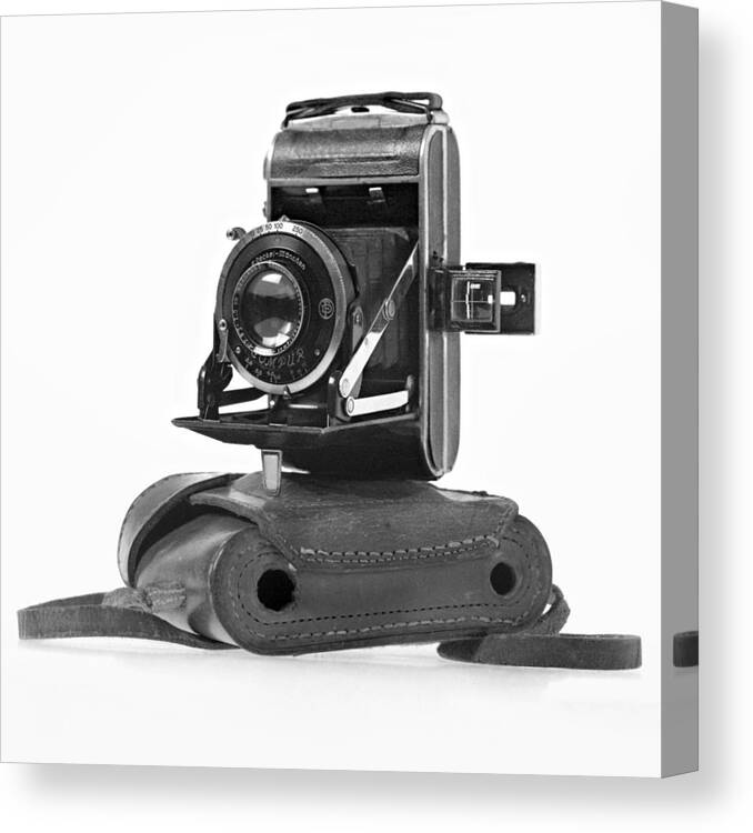 Camera Canvas Print featuring the photograph 1930s Welta Perle camera and case by Paul Cowan